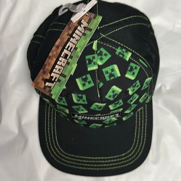 BNWT- Minecraft Creeper - Black and Green Cap/ Youth - 05FM - Picture 2 of 7